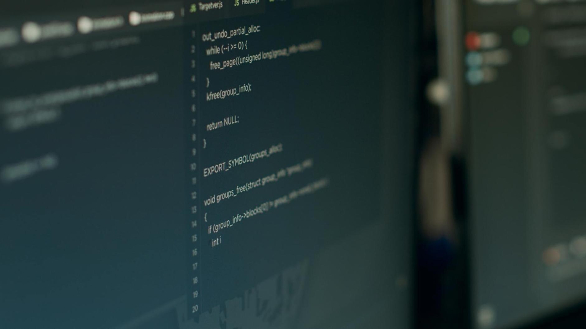 Blockchain and AI learning environment with interactive technology